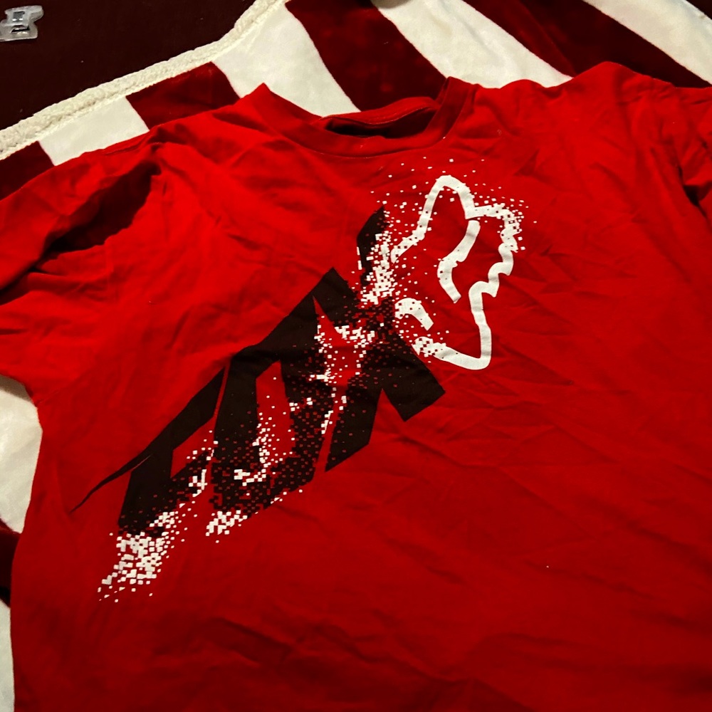 3/25$ Fox racing tee